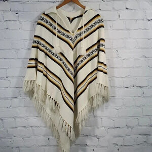 Vtg 70s Ethnic Fringed Mexican Boho Hippie Poncho Sweater Cape Jacket Blanket